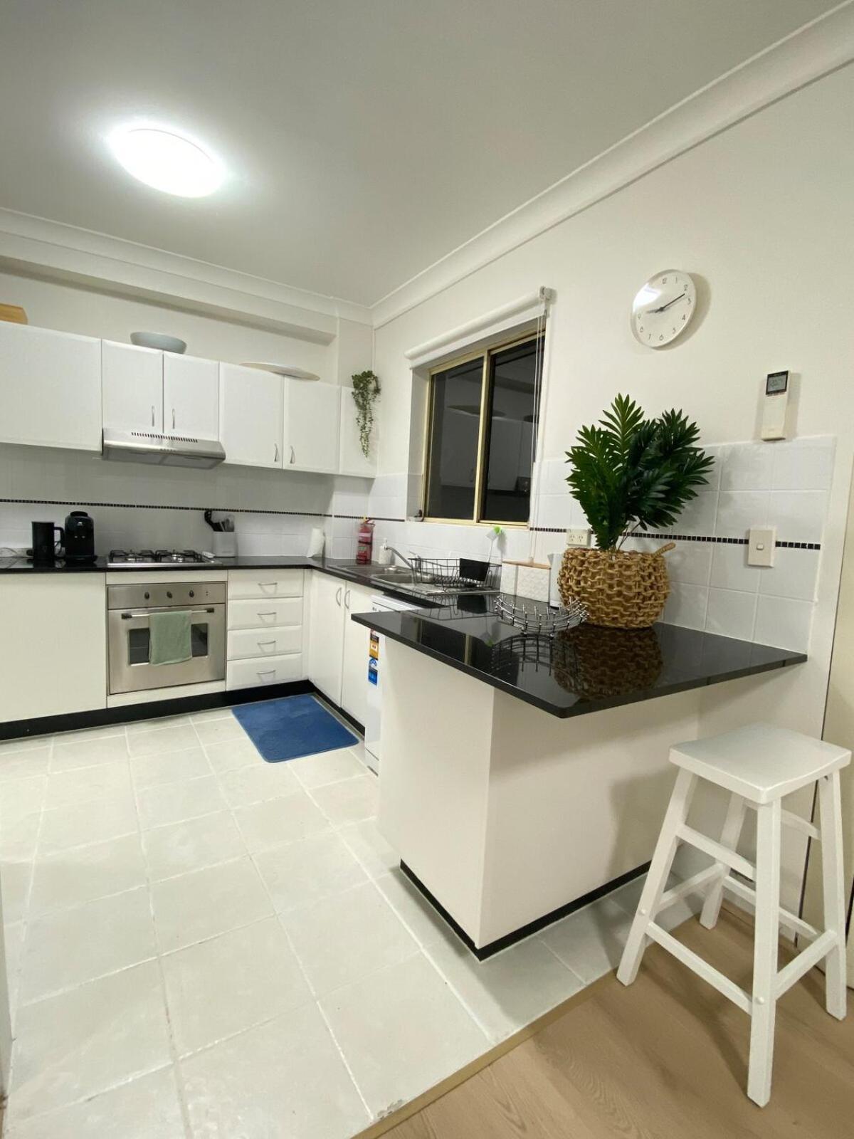 Kozyguru Homebush West 3-beds With Parking Appartamento Sydney